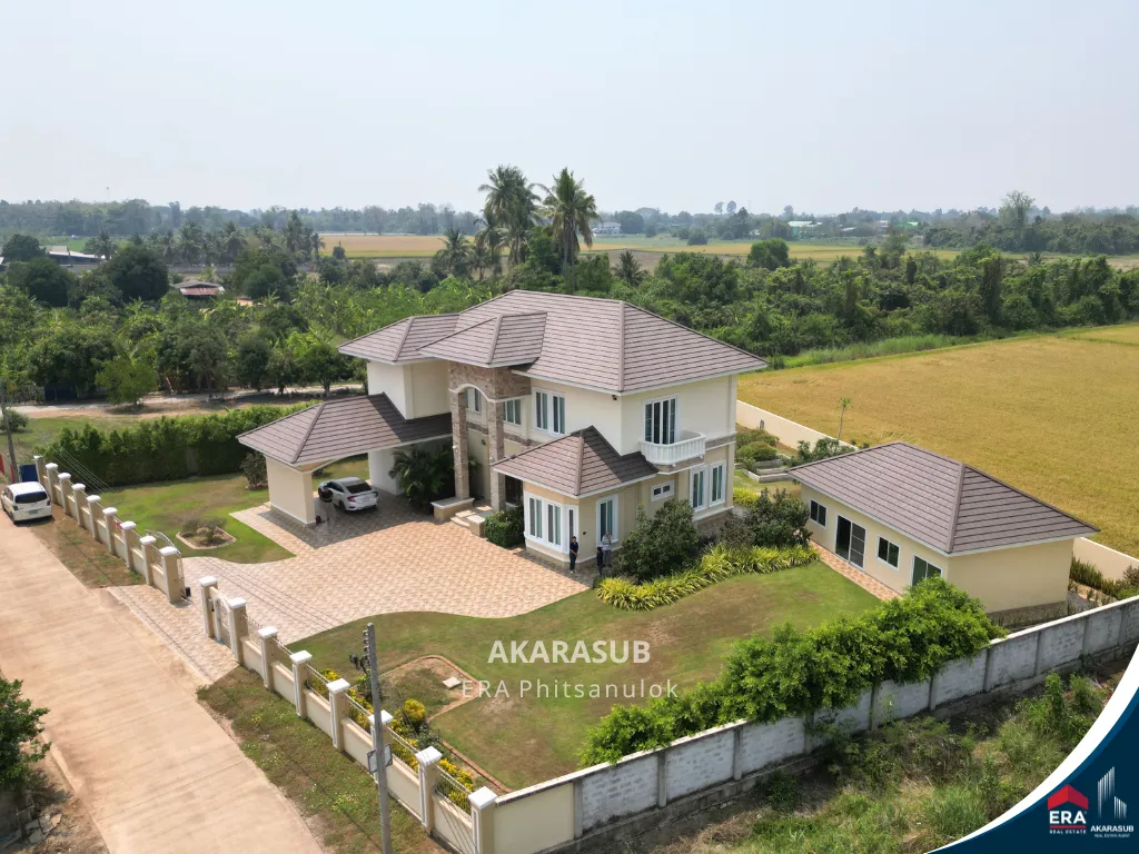 ขายบ้านหรู บนที่ดิน 1ไร่ ใช้วัสดุอย่างดี พร้อมเฟอร์นิเจอร์นำเข้า ใกล้ม.นเรศวร จ.พิษณุโลก รูปที่ 2
