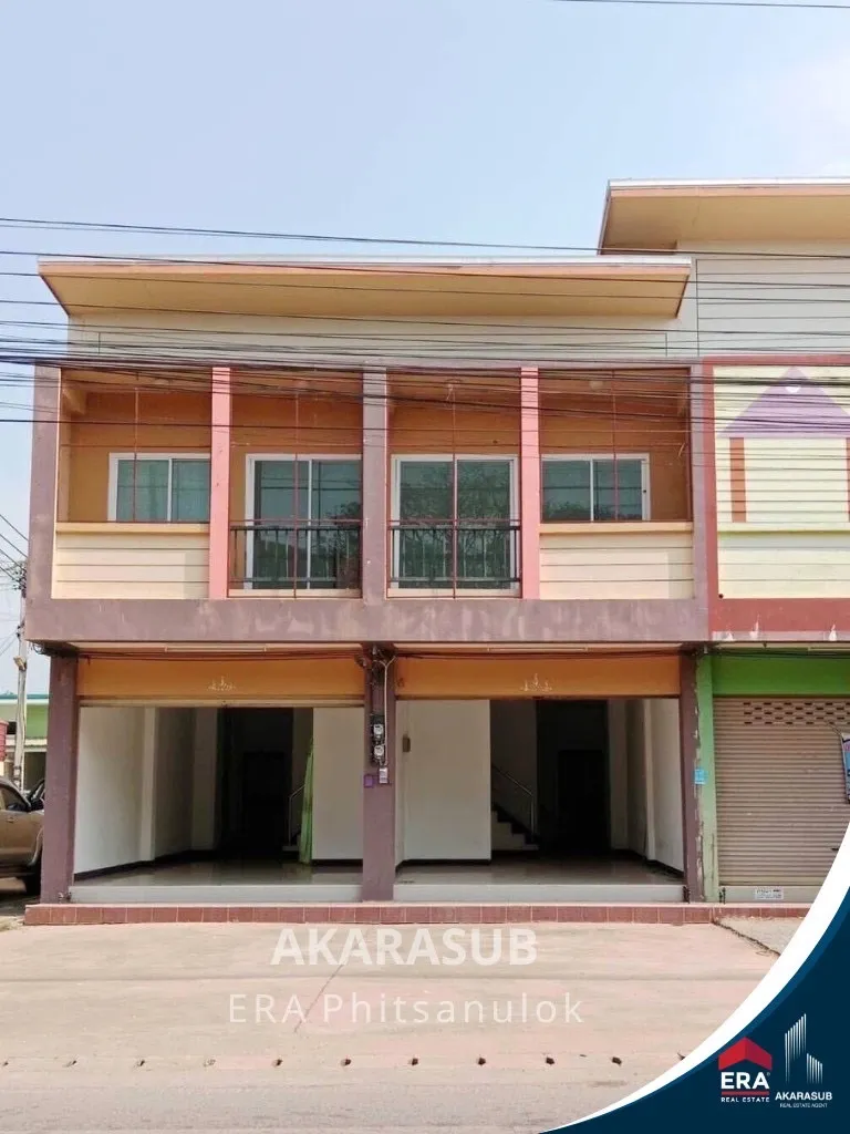 อาคารพาณิชย์2ชั้น 2คูหา ติดถนนทางหลวงชนบท 3015 ใกล้ รพสต.บ้านสระโคล่ ทำเลดี เหมาะสำหรับค้าขาย หรือ ธุรกิจขนาดย่อย รูปที่ 1