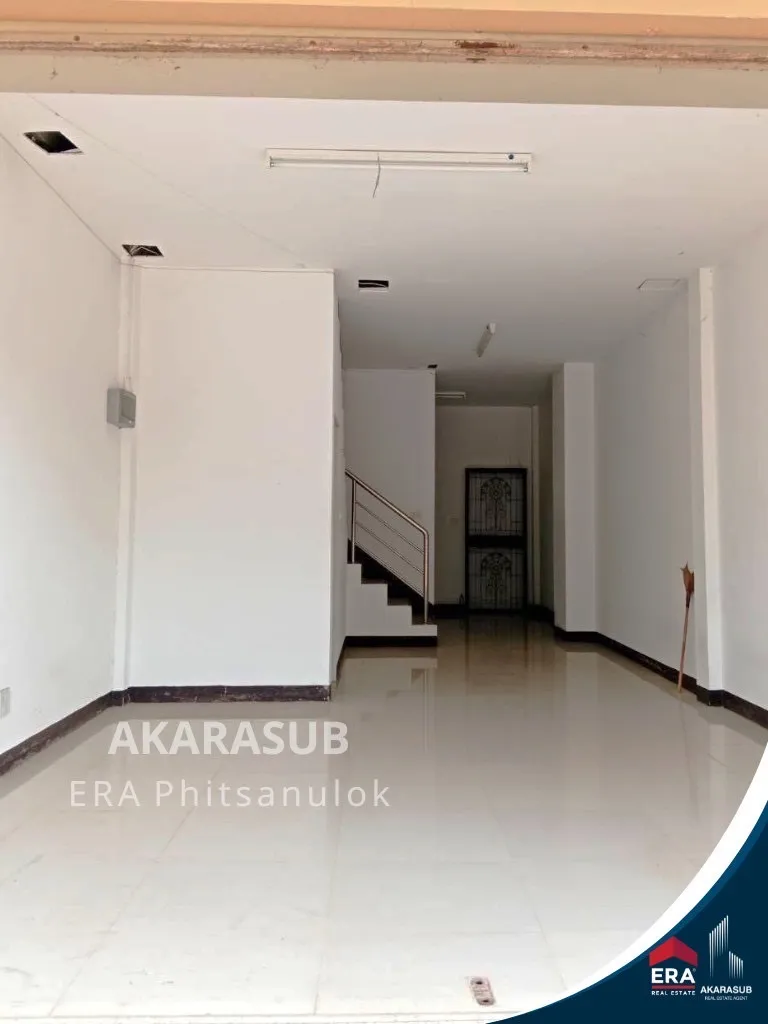 อาคารพาณิชย์2ชั้น 2คูหา ติดถนนทางหลวงชนบท 3015 ใกล้ รพสต.บ้านสระโคล่ ทำเลดี เหมาะสำหรับค้าขาย หรือ ธุรกิจขนาดย่อย รูปที่ 2