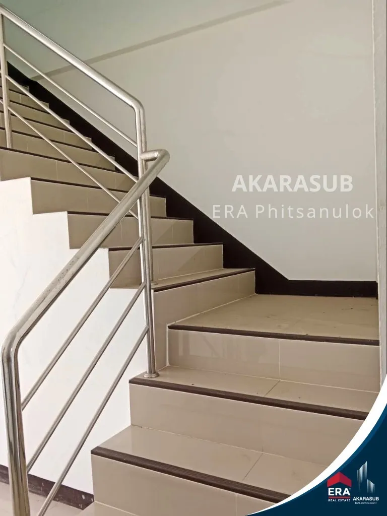 อาคารพาณิชย์2ชั้น 2คูหา ติดถนนทางหลวงชนบท 3015 ใกล้ รพสต.บ้านสระโคล่ ทำเลดี เหมาะสำหรับค้าขาย หรือ ธุรกิจขนาดย่อย รูปที่ 5
