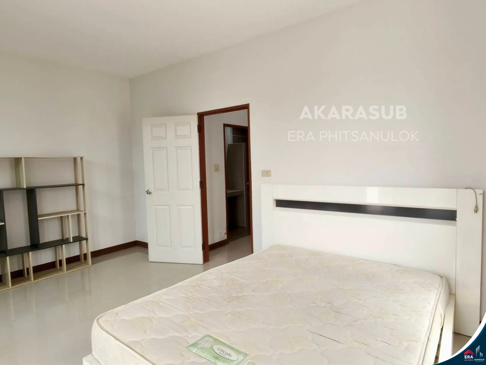 บ้านพร้อมอยู่สไตล์โมเดิร์น ใกล้แยกวุ่นวาย หมู่บ้านวนาทาวน์โฮม สะดวกทุกการใช้ชีวิต รูปที่ 15