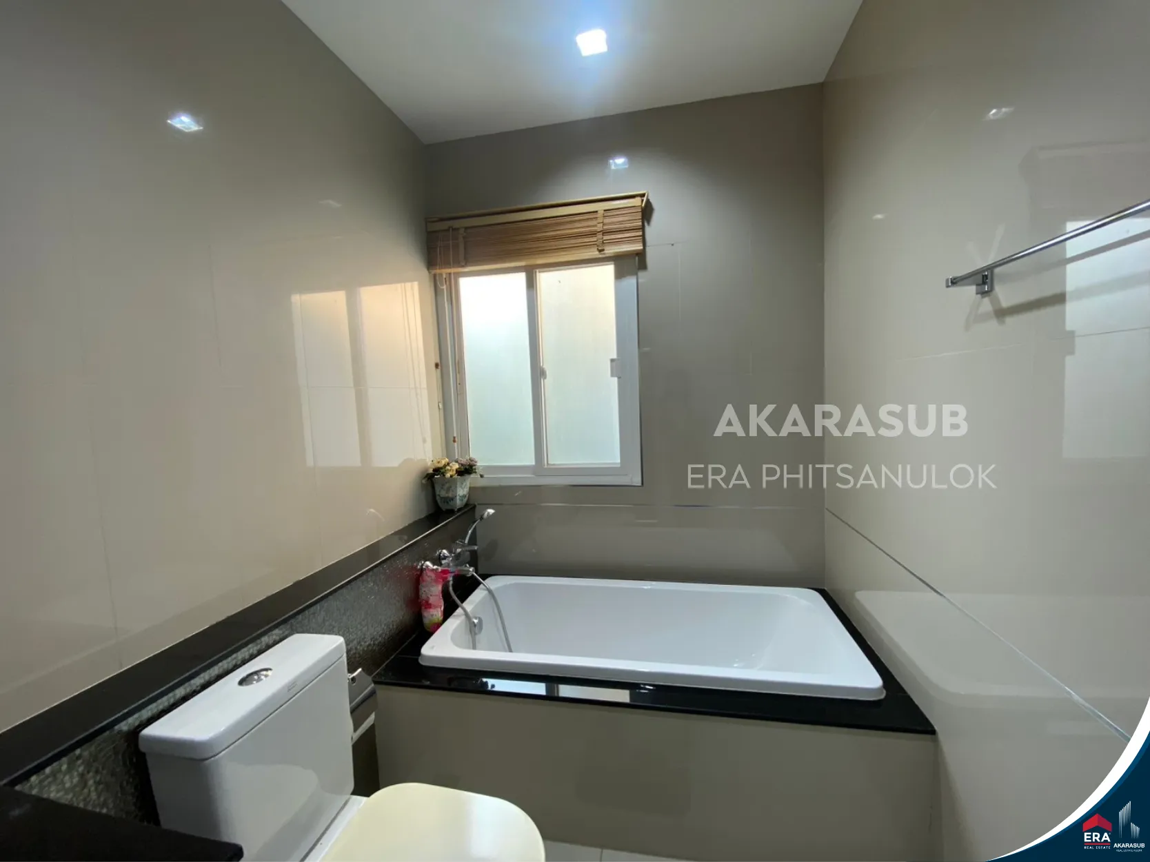 บ้านเดี่ยวพร้อมอยู่ ใจกลางเมืองพิษณุโลก โครงการวรางค์สิริ รูปที่ 9