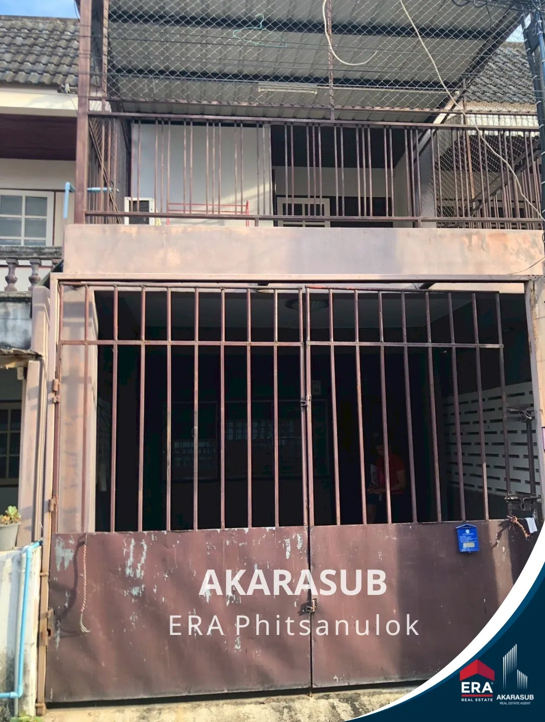 ทาวน์เฮาส์ 2 ชั้น ต่อเติมชั้น 2 สามารถเพิ่มเป็นห้องพักได้อีก 1 ห้อง อยู่ห่างจากถนน1604 300ม. อยู่ใกล้สถานที่สำคัญหลายเเห่ง รูปที่ 6