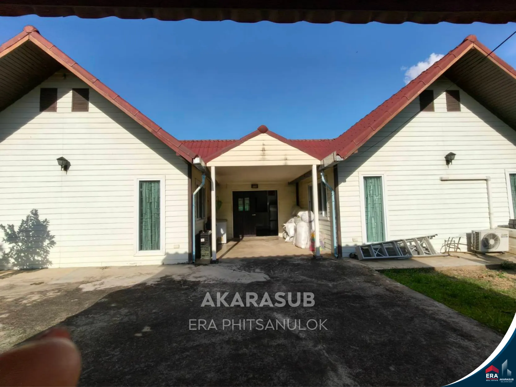 บ้านพร้อมที่ดินผืนใหญ่ ใกล้สี่แยกวุ่นวาย ทำเลเมือง บรรยากาศส่วนตัว รูปที่ 15