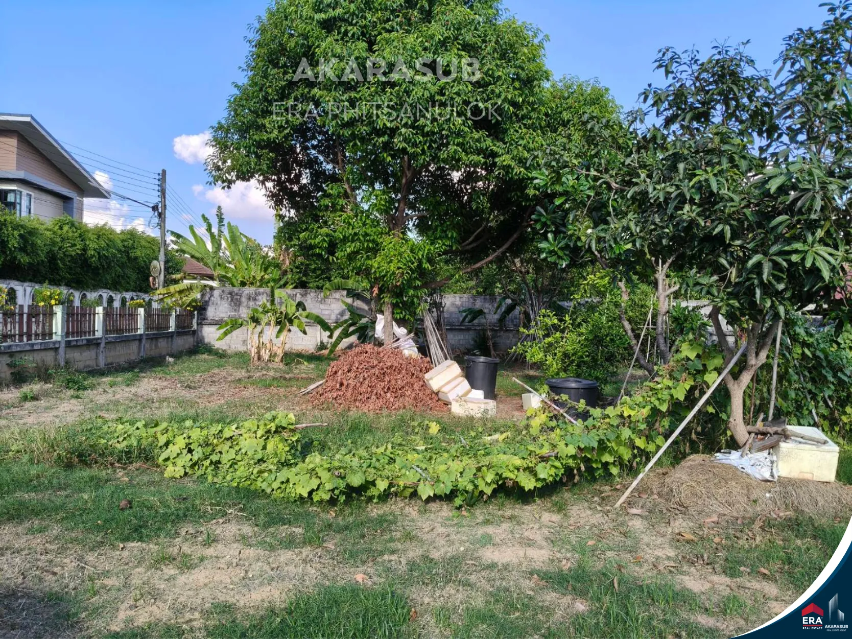 บ้านพร้อมที่ดินผืนใหญ่ ใกล้สี่แยกวุ่นวาย ทำเลเมือง บรรยากาศส่วนตัว รูปที่ 18
