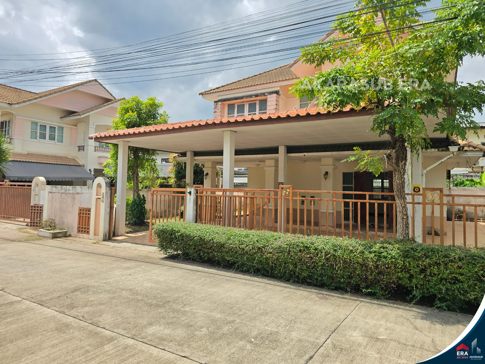 บ้านเดี่ยว 2 ชั้น หมู่บ้านแกรนด์วิล การ์เด้นโฮม รูปที่ 2