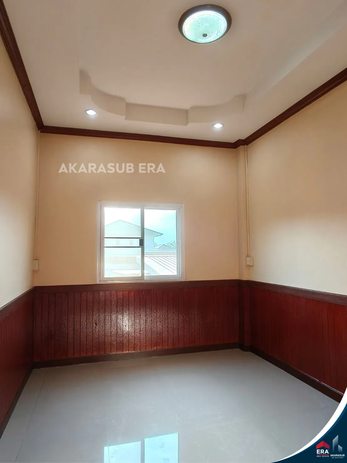 ทาวน์เฮ้าส์ 2 ชั้นรีโนเวตใหม่ พร้อมเข้าอยู่ ทำเลหัวรอ รูปที่ 10