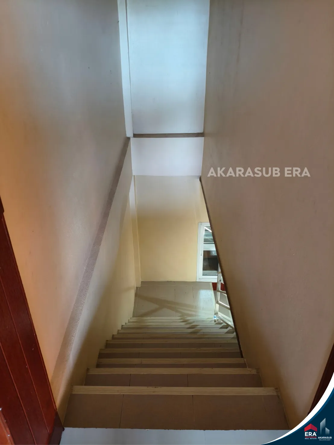 ทาวน์เฮ้าส์ 2 ชั้นรีโนเวตใหม่ พร้อมเข้าอยู่ ทำเลหัวรอ รูปที่ 13