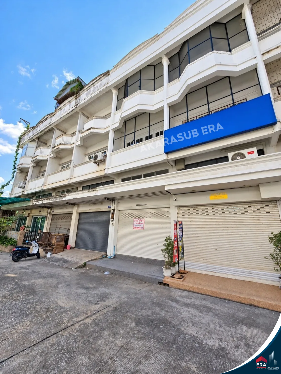 ขายตึกสูง 3.5 เหมาะทำโฮมออฟฟิศ หน้าหมู่บ้านชินลาภ ติด Index Living Mall รูปที่ 2